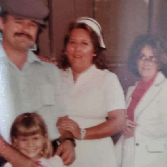 Meet your Posher, Lanie - Picture 11 of 16